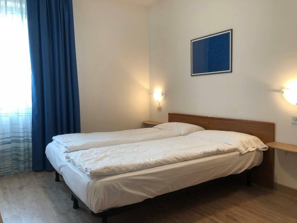 Hotel Villa Al Vento Торболе Экстерьер фото